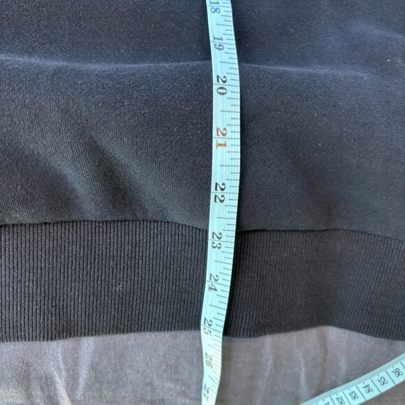 Black Sweatshirt Crew Neck Size M Like New - Picture 6 of 6